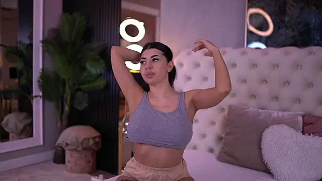 TanyaVonDe online show from March 27, 7:03 pm