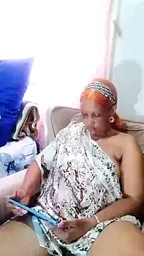 JuicyBigClitt online show from October 22, 12:43 pm