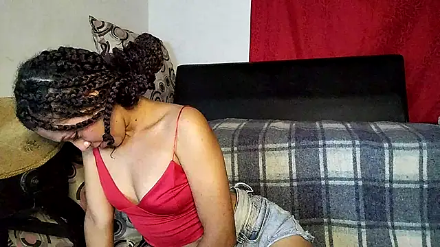 Milu curly online show from November 7, 5:02 am