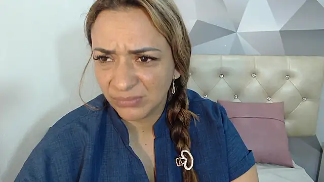 Milf-Prettyboobs online show from January 13, 5:50 pm