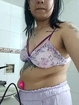 DaniPoison online show from March 14, 8:32 pm