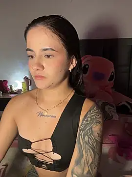 Paulet Johnson online show from February 10, 5:32 am