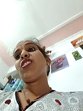 Hotty-Nidhi online show from June 5, 6:52 am