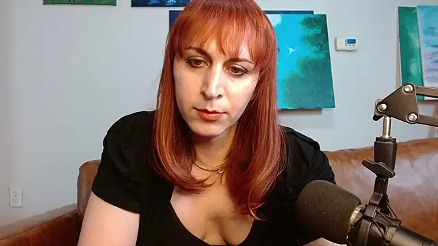 ChewyCandy online show from October 31, 1:40 am