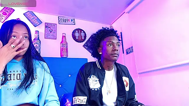 lili roussi online show from September 18, 5:28 am