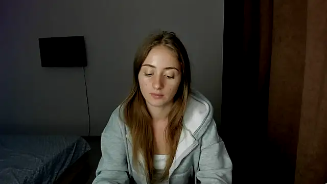 LilyHaart online show from September 17, 3:21 pm