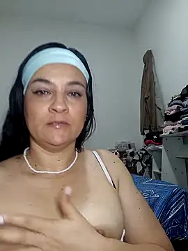 megan milf79 online show from March 14, 7:48 pm