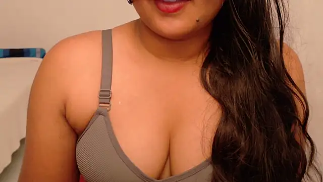 Cludi-New online show from May 2, 4:38 am