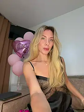 VelvetVabe online show from July 11, 7:36 pm