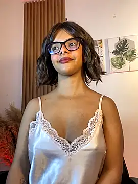 Snapshot of Milabrown_ chatting on September 26, 9:56 pm Milabrown online show from September 26, 9:56 pm