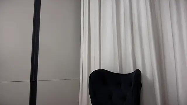 Snapshot of AngelinaMeov chatting on September 30, 8:24 pm AngelinaMeov online show from September 30, 8:24 pm