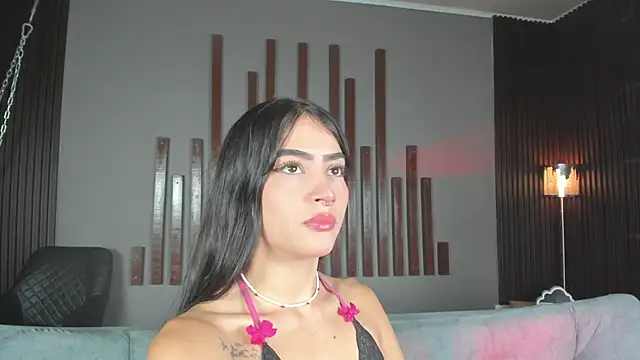 Snapshot of alice_rous21 chatting on October 10, 1:27 pm alice rous21 online show from October 10, 1:27 pm