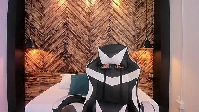 sophia martinezz  online show from November 20, 7:37 pm