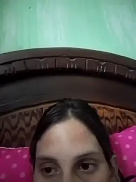 VictoriaLuxe online show from October 29, 1:10 am