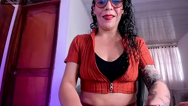 mia velvet1 online show from June 22, 4:04 pm