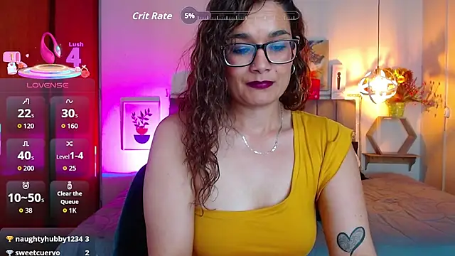 Snapshot of Rose_Thompson1 chatting on October 10, 4:34 pm Rose Thompson1 online show from October 10, 4:34 pm