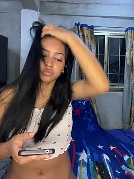 Snapshot of Milanyvero_ chatting on October 2, 3:11 am Milanyvero online show from October 2, 3:11 am