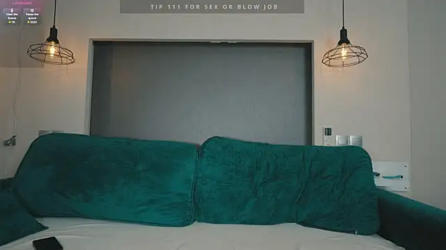 bunnyclide  online show from April 20, 3:31 am