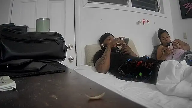 Foxdaguy online show from March 14, 11:00 am