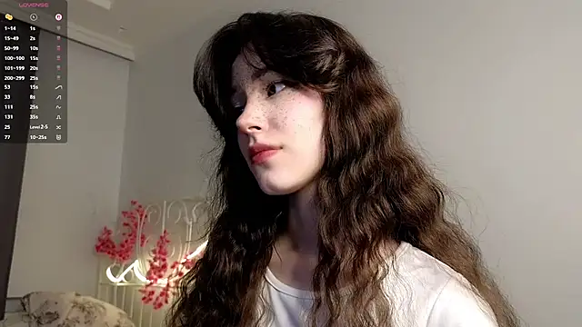 glamourr online show from April 19, 1:11 pm