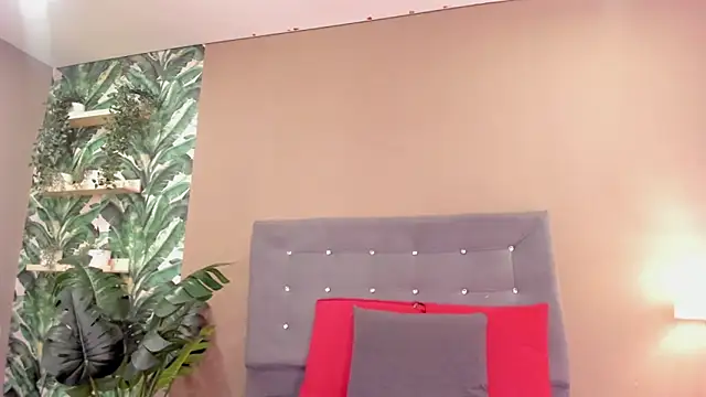 BetsyBennet  online show from May 21, 5:38 am