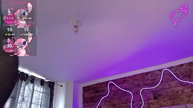 natasha  black online show from December 21, 7:29 pm