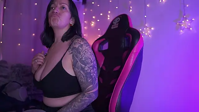 Madison Mayer online show from November 6, 12:22 pm