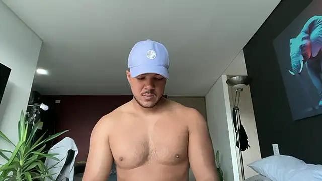 highlatin guysoficial online show from June 2, 11:44 am