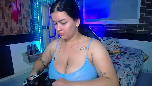 kriss sweetboobs10 online show from April 12, 12:52 pm