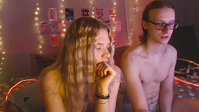 Your Horny Friends online show from March 24, 4:23 pm