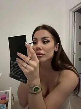 CelineReys online show from April 20, 5:16 pm