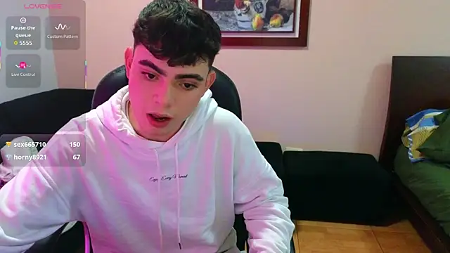 lukeboyce33 online show from October 20, 12:02 am