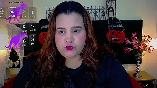 ailyn maury online show from November 4, 1:32 am