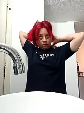 LEIDY LORENA online show from October 7, 3:38 pm