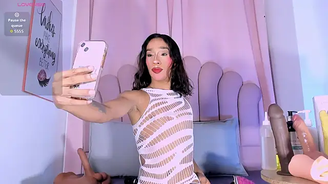 NicoleMadrird online show from July 13, 7:25 pm