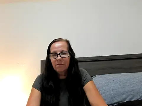 Snapshot of peachgoddess chatting on September 11, 2:34 am peachgoddess online show from September 11, 2:34 am