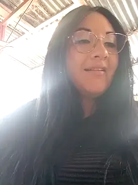 melisamoon  online show from February 22, 3:57 pm