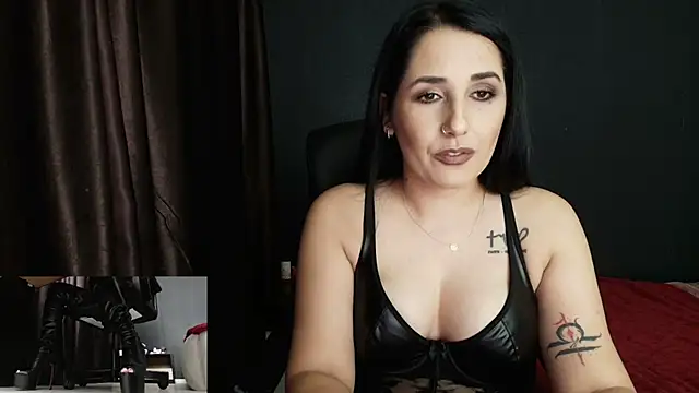 Snapshot of missdyaa chatting on September 23, 9:35 pm missdyaa online show from September 23, 9:35 pm