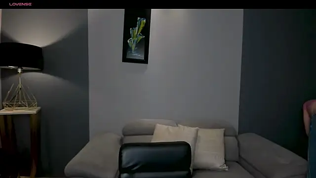 MaiaCollins online show from April 19, 11:51 pm