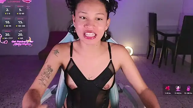 eleselas online show from November 13, 1:48 am