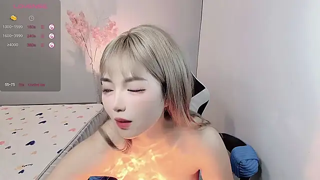 XiaoXiao-188 online show from September 14, 1:58 am