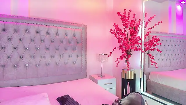 Lia adamsss online show from March 7, 4:08 am