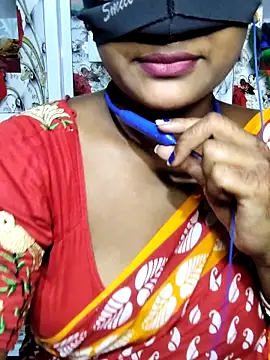 Snapshot of hotshilpa chatting on October 4, 7:36 am hotshilpa online show from October 4, 7:36 am