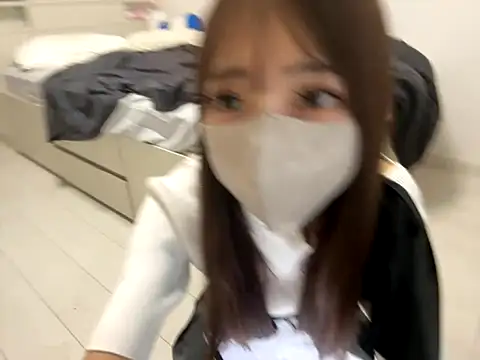 Snapshot of yunayuna_1231 chatting on September 18, 8:13 am yunayuna 1231 online show from September 18, 8:13 am