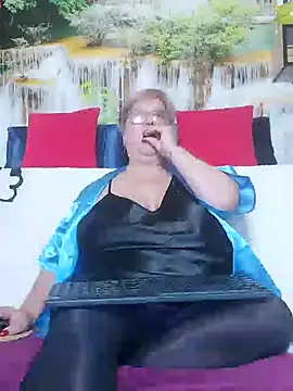 QueenPammy1 online show from November 11, 1:41 pm