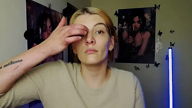 VanessaRey  online show from March 9, 6:11 pm