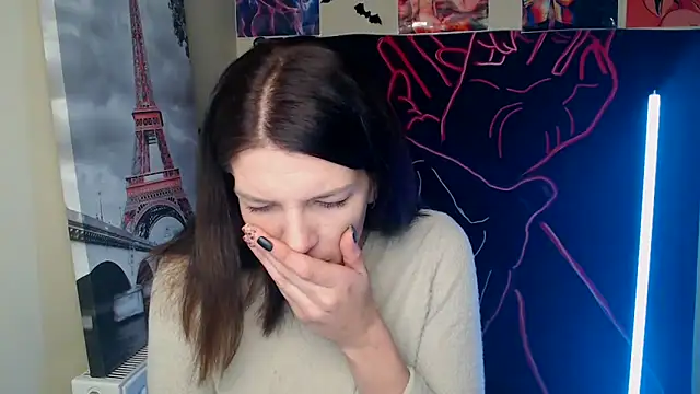 VanessaRey  online show from October 17, 7:00 am