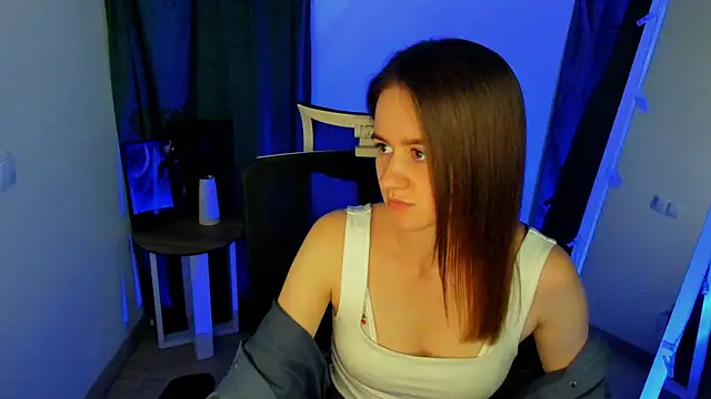 Snapshot of Catherine_e chatting on September 23, 6:28 pm Catherine e online show from September 23, 6:28 pm