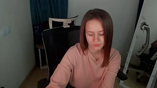 Snapshot of Catherine_e chatting on September 9, 6:19 pm Catherine e online show from September 9, 6:19 pm