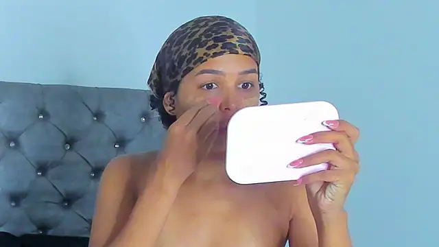 NikkiStarrr online show from October 1, 11:59 am